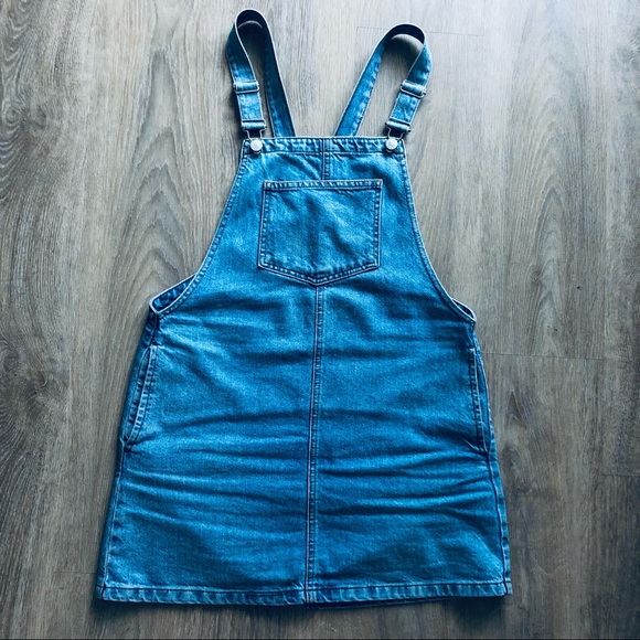 SOLD - TOPSHOP DENIM OVERALL DRESS - Picture 2 of 6